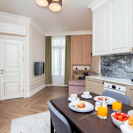 Top Floor Negresco Residence Nisa Exterior foto